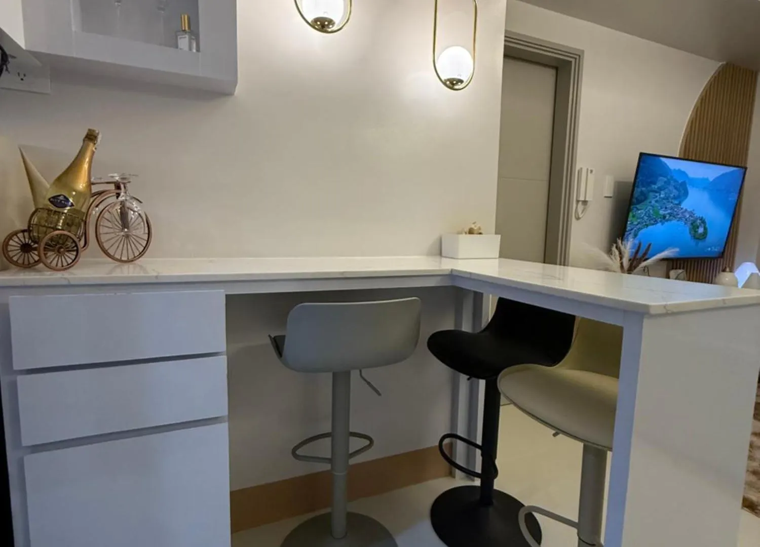 Glamorous Smdc Shore 3, 5 Star Rate Bnb-Wifi-Netflix フィリピン